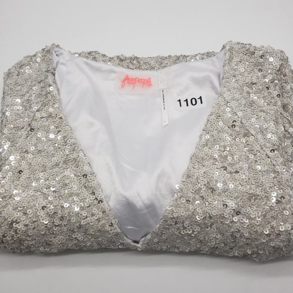 Free People Women US 6 champagne all over sequin dress Party Girl mini side zip - Picture 15 of 15